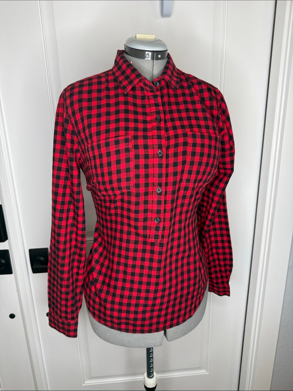 Old Navy Red and Black Plaid Button-Down Shirt